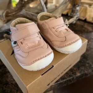 NEW Old Soles Dusty Pink Baby Shoes size 3